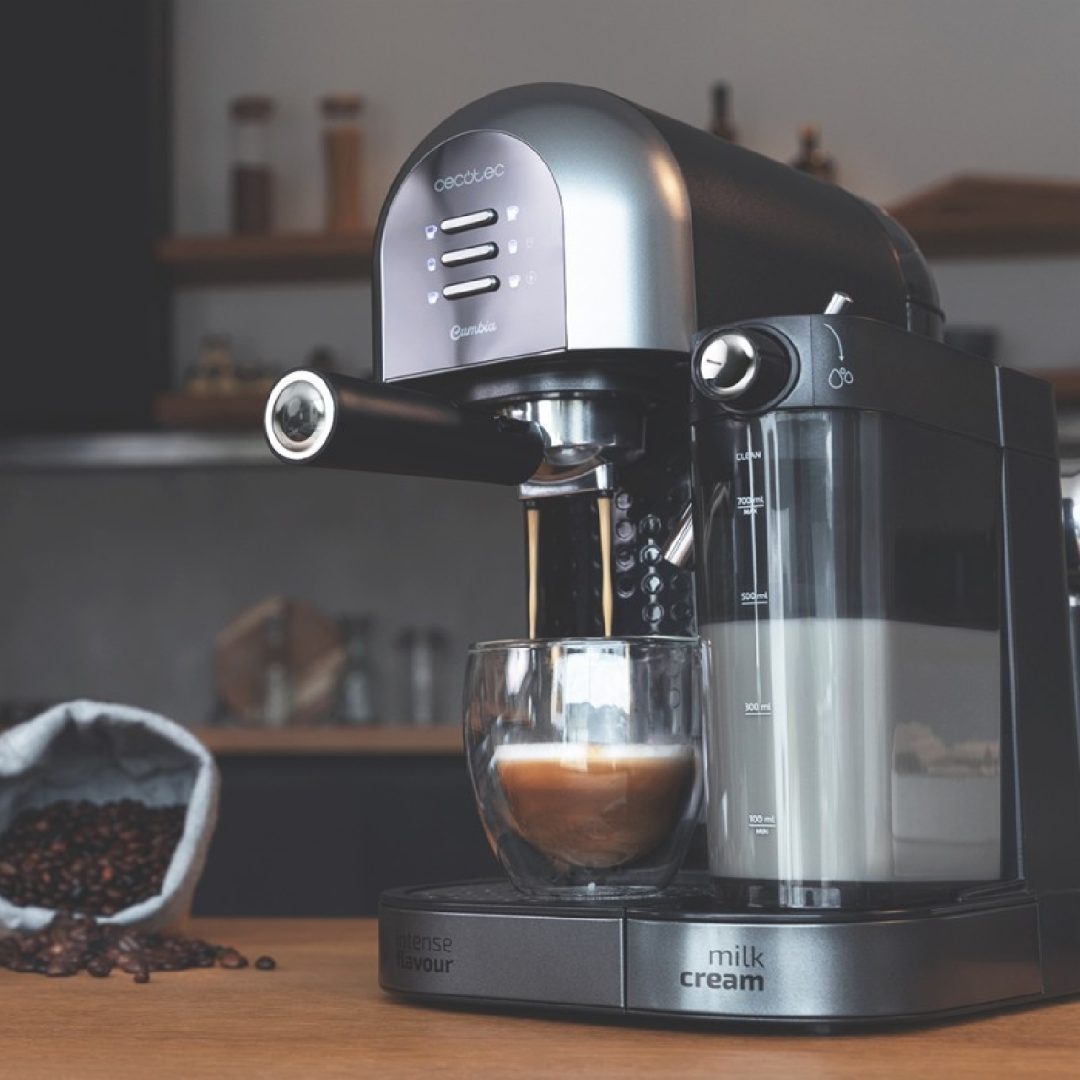 Semi-automatisch koffiezetapparaat Cumbia Power Instant-Ccino 20 Chic Serie Nera